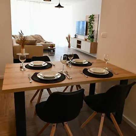 Adorable Holiday Apartment Malinska Exterior foto